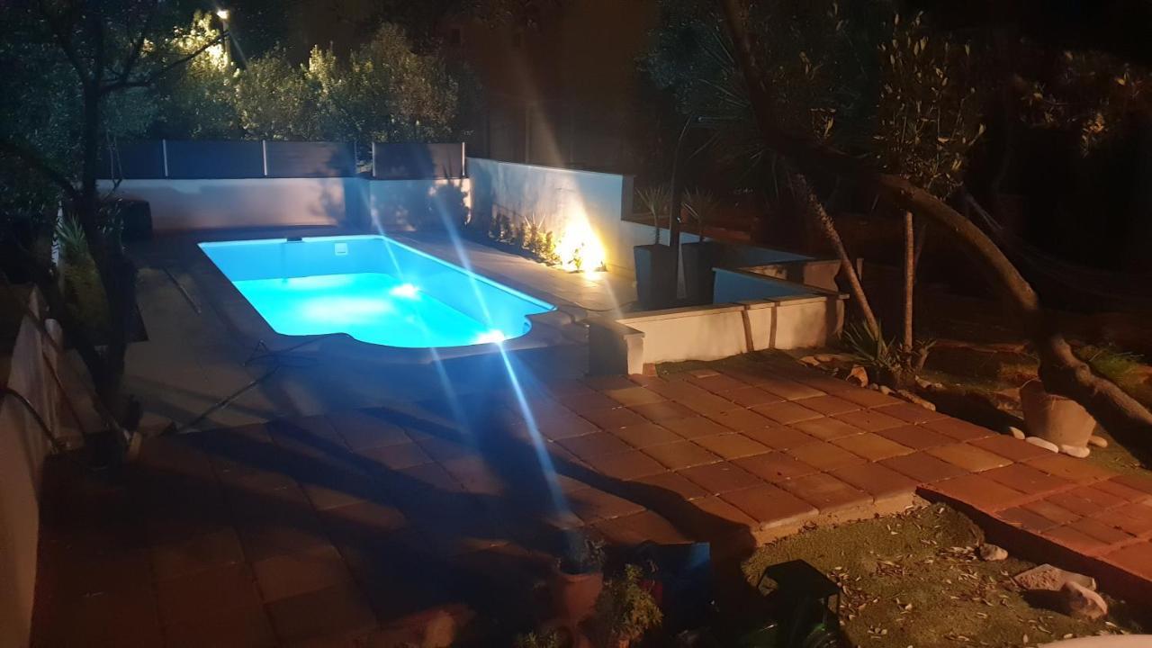 فيلا House Oliva With Private Pool And Large Garden ستاري غراد المظهر الخارجي الصورة